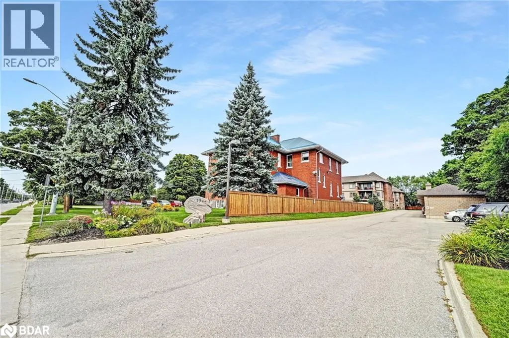 19B YONGE Street N Unit# 103, #103