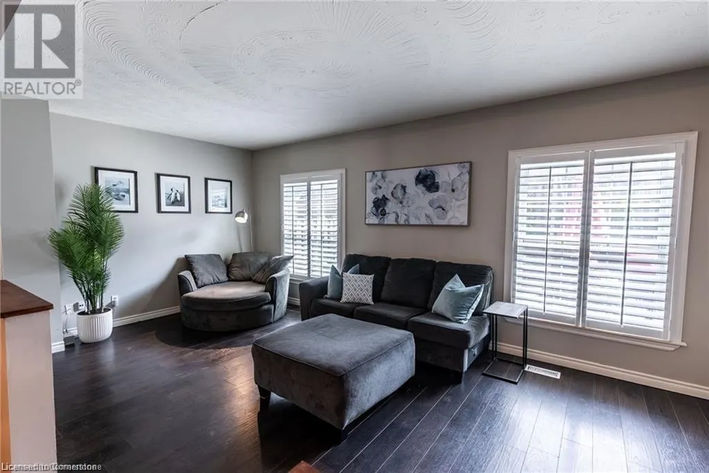 76 MEGNA Court