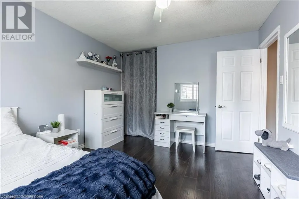 76 MEGNA Court