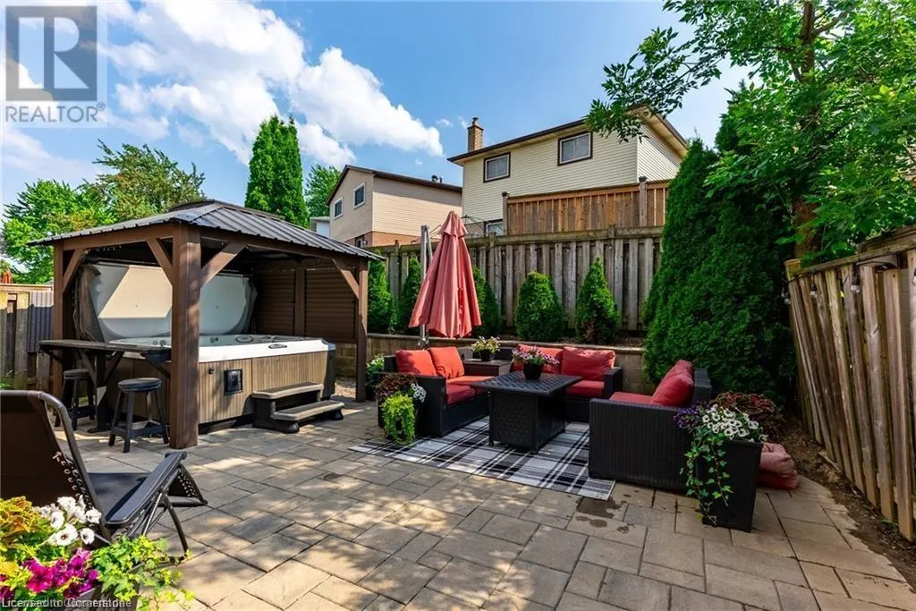 76 MEGNA Court