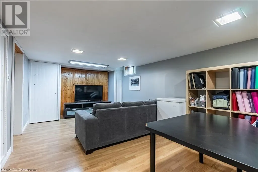 76 MEGNA Court