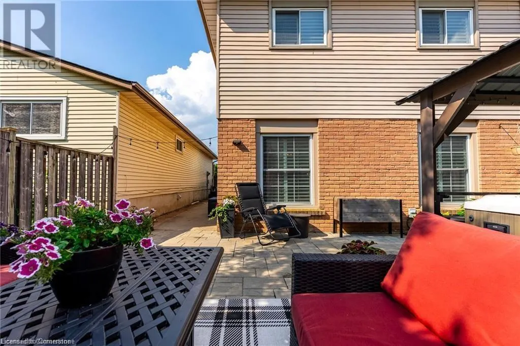 76 MEGNA Court