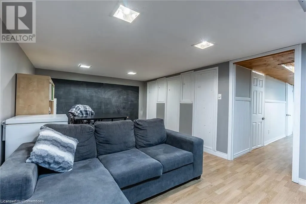 76 MEGNA Court