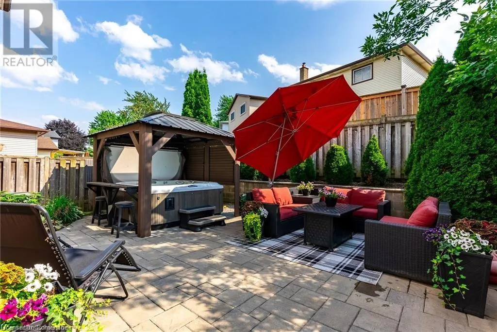 76 MEGNA Court