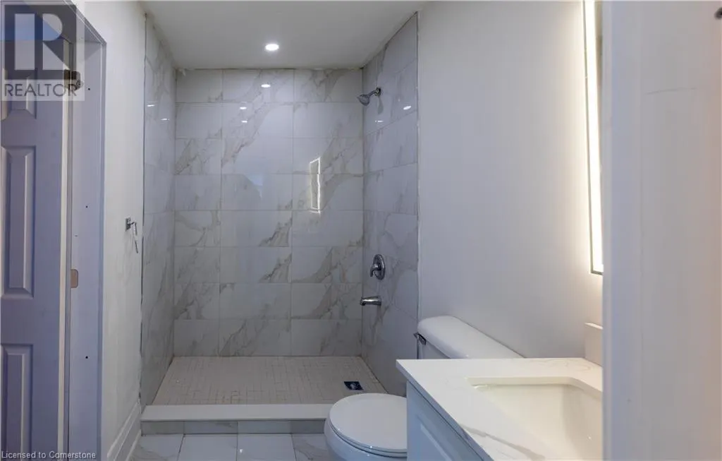 40 BARTLETT Street Unit# UPPER, #UPPER