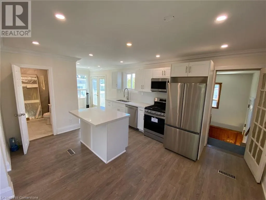 40 BARTLETT Street Unit# UPPER, #UPPER