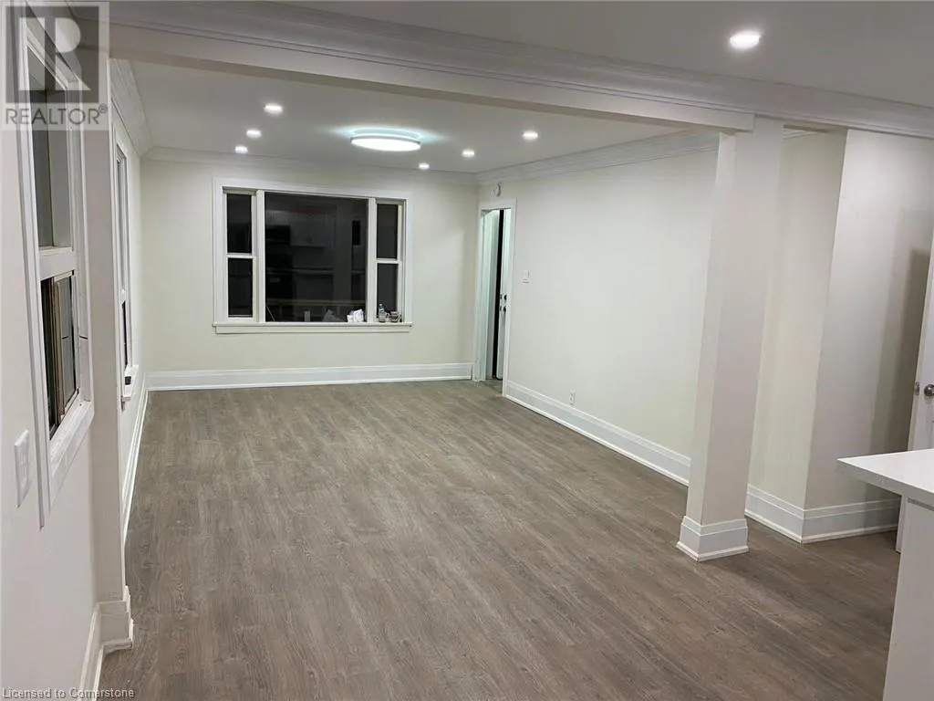 40 BARTLETT Street Unit# UPPER, #UPPER