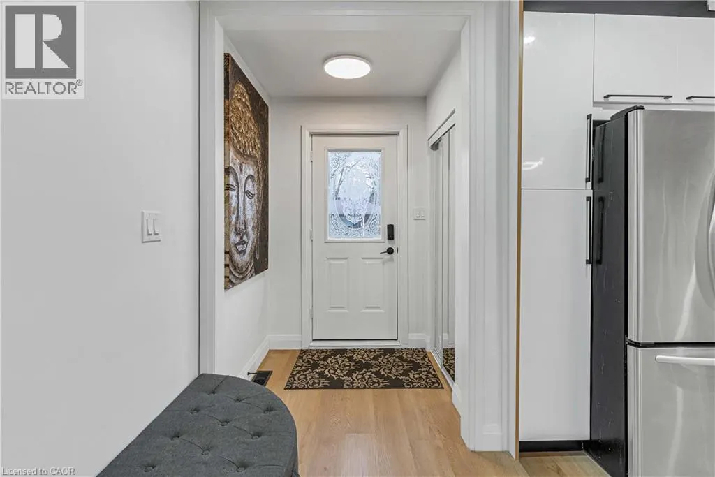 292 WOODWARD Avenue