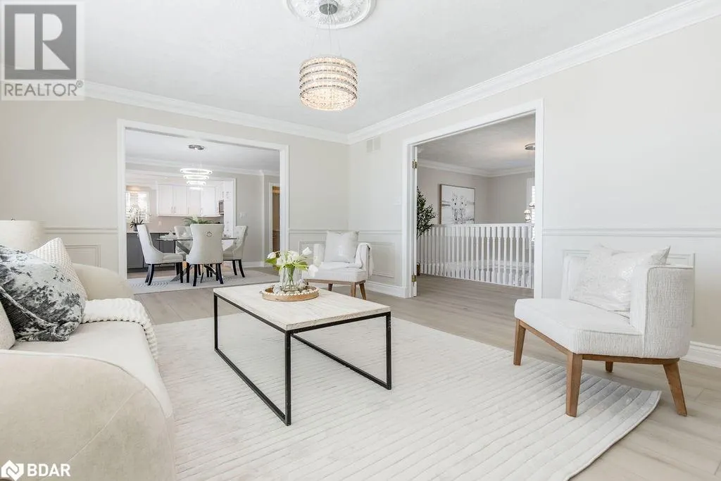 3 STANLEY Avenue