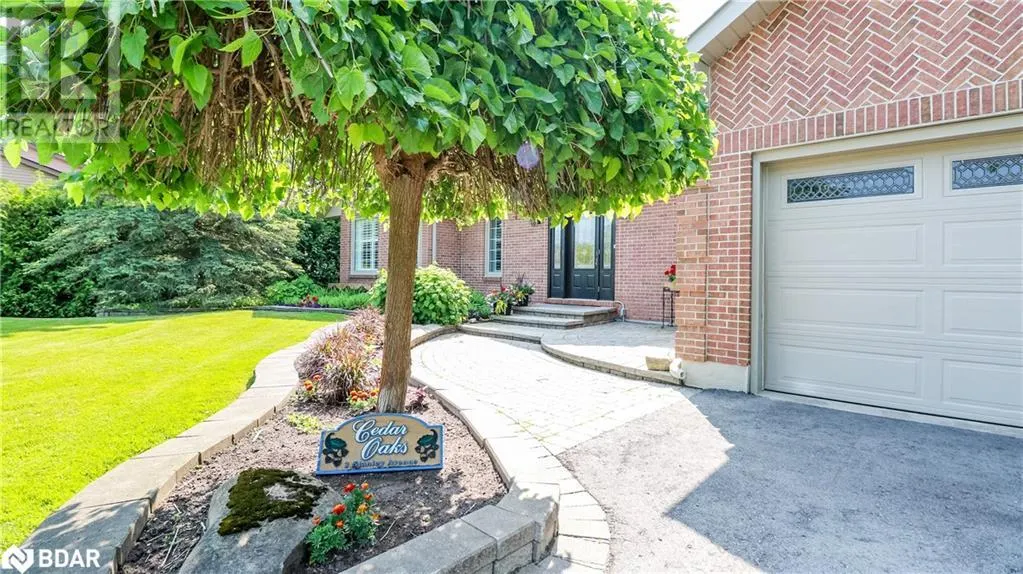 3 STANLEY Avenue
