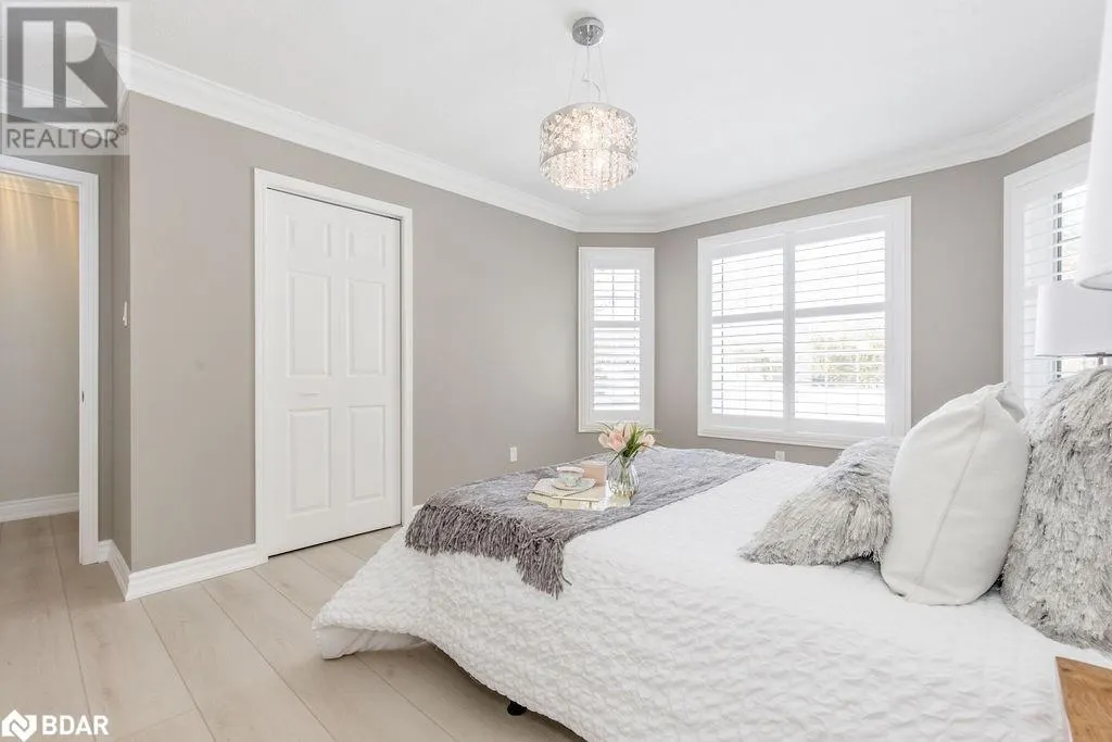 3 STANLEY Avenue