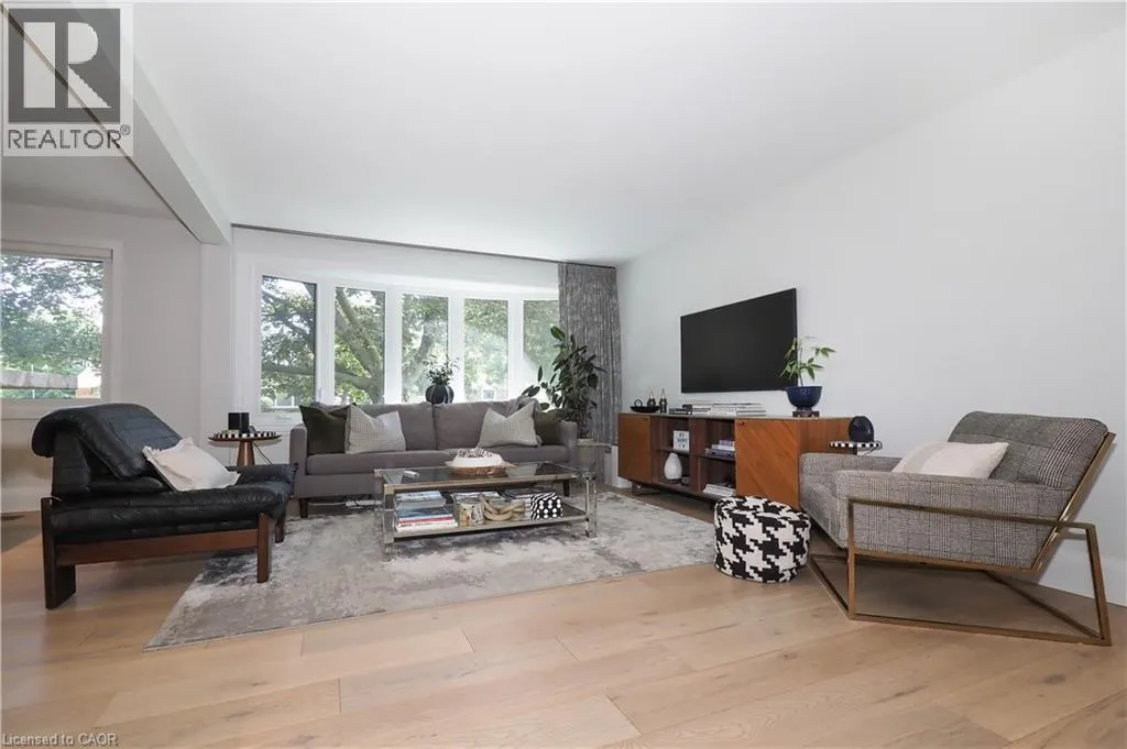 218 GREENBROOK Drive