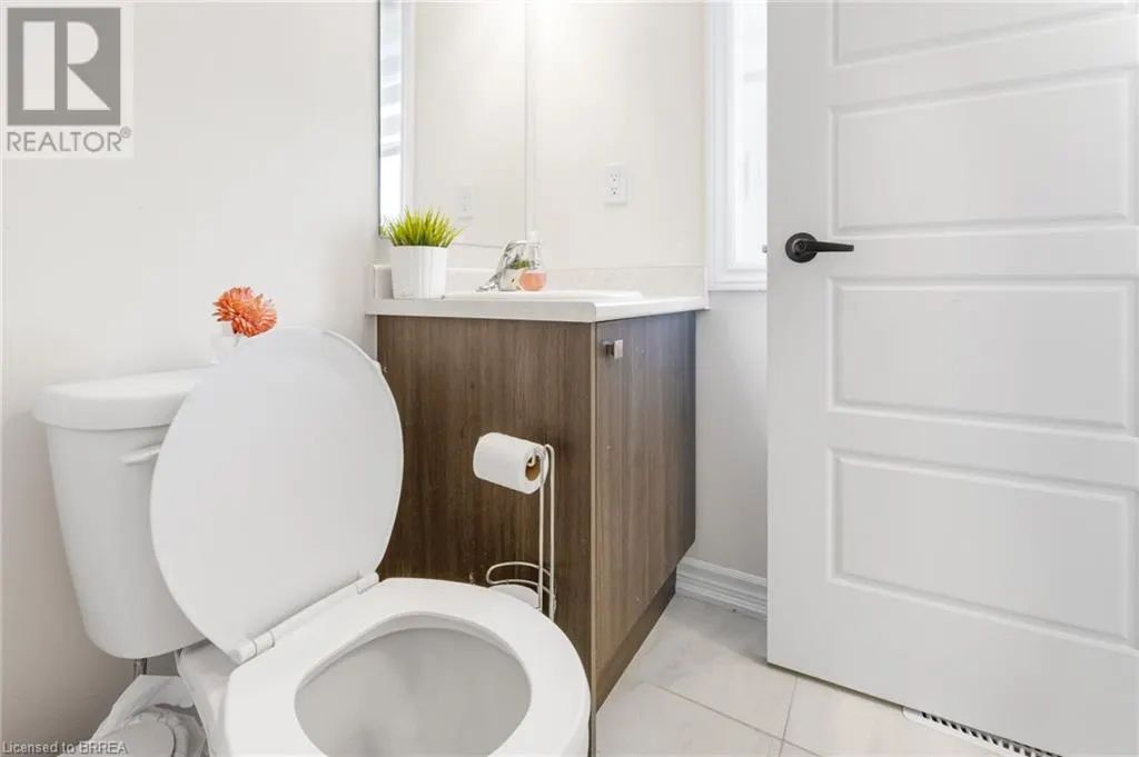 677 PARK Road N Unit# 150, #150