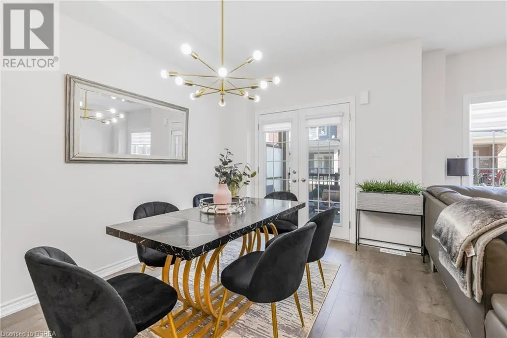 677 PARK Road N Unit# 150, #150