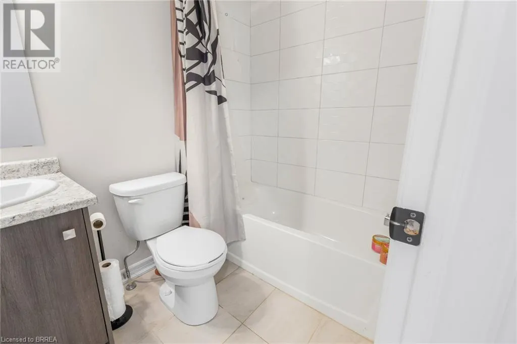 677 PARK Road N Unit# 150, #150