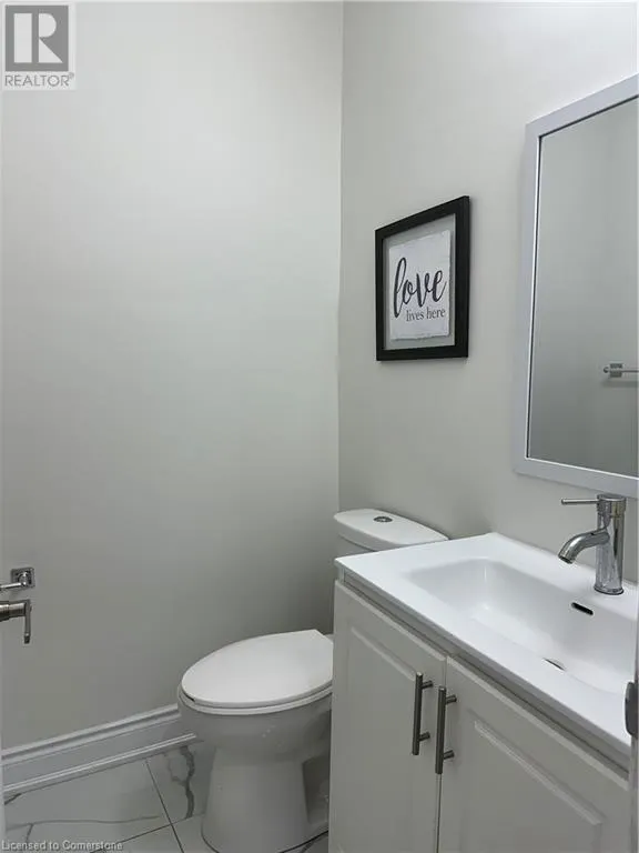 315 SIMCOE Street