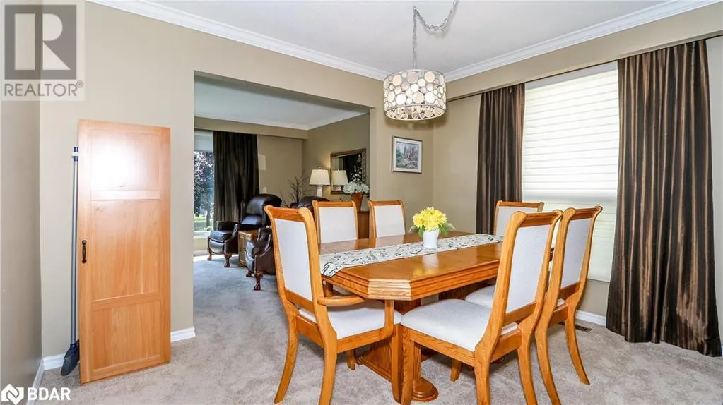 60 CHIEFTAIN Crescent