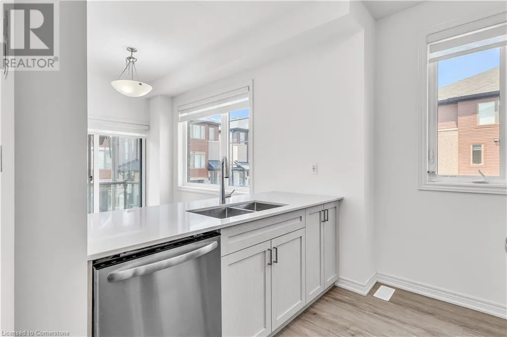575 WOODWARD Avenue Unit# 72, #72