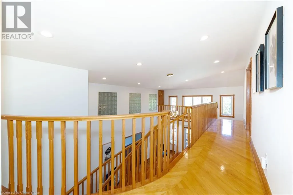 122 ARTEN Avenue