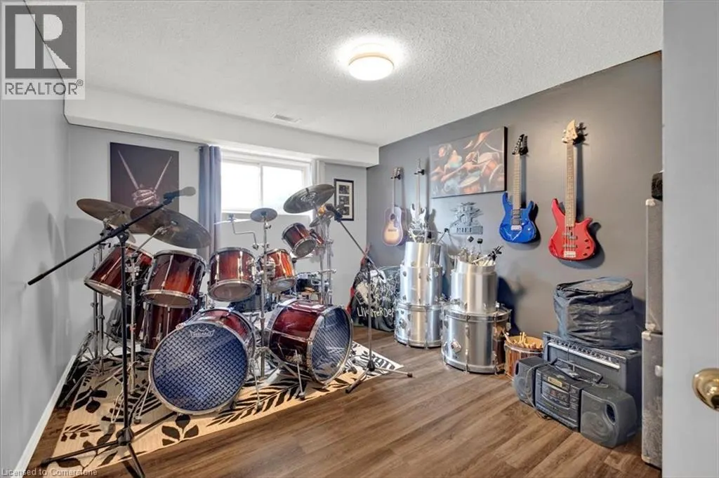 51 SOUTHGLEN Road