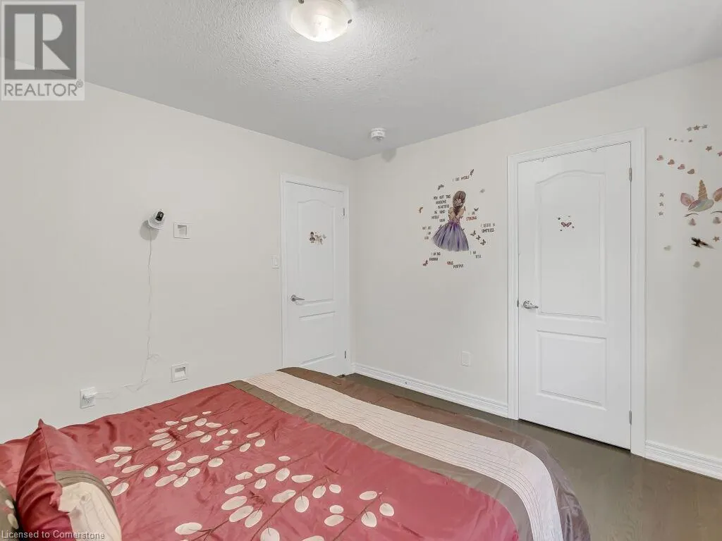 552 LINDEN Drive
