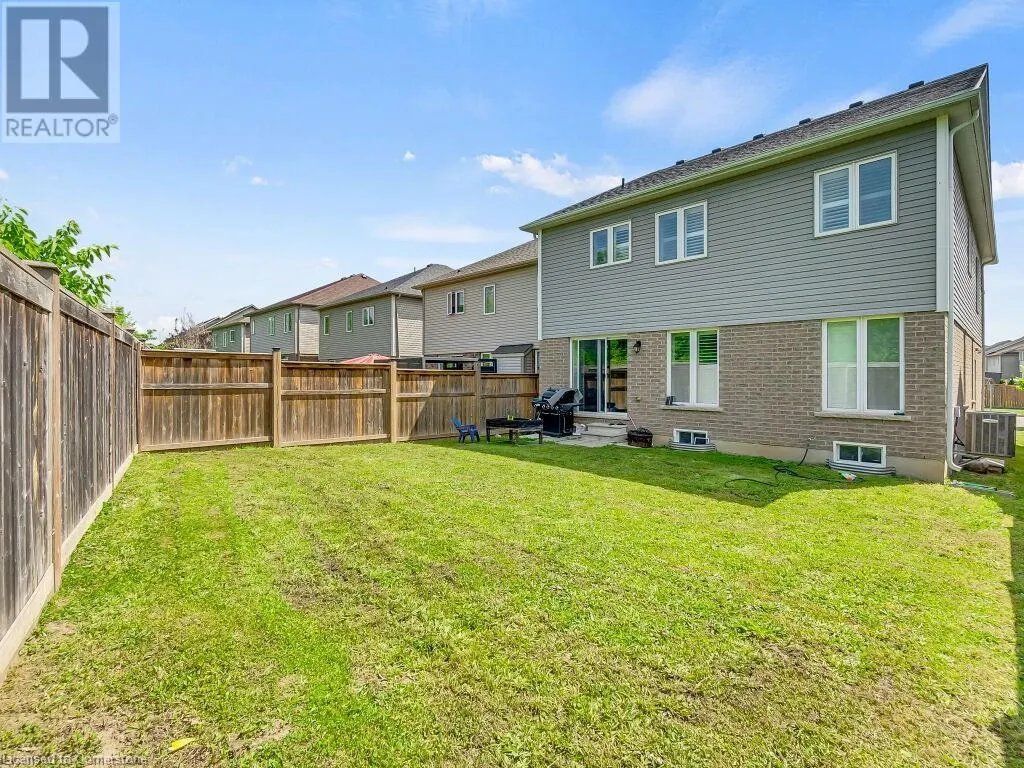 552 LINDEN Drive