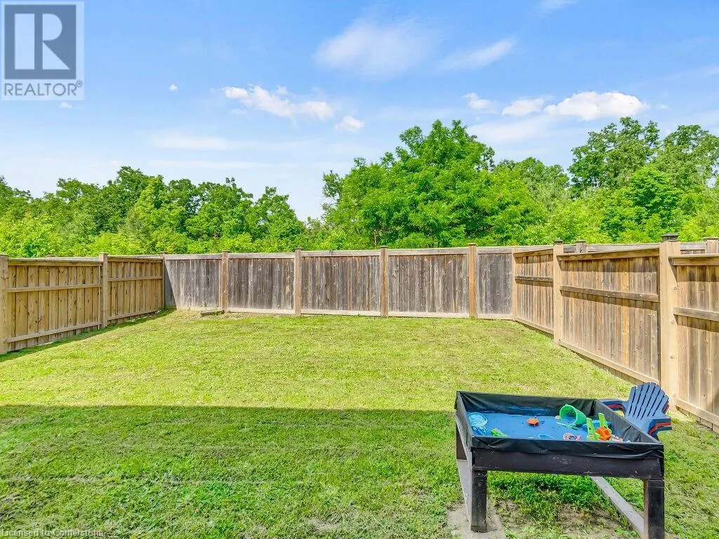 552 LINDEN Drive