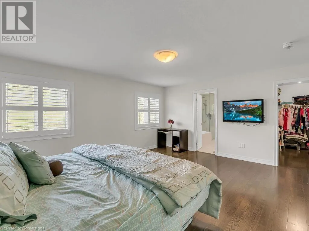 552 LINDEN Drive