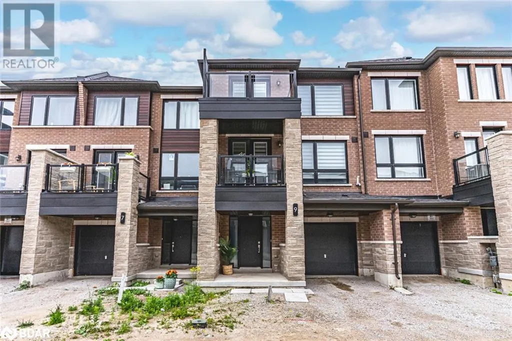 9 RED MAPLE LANE