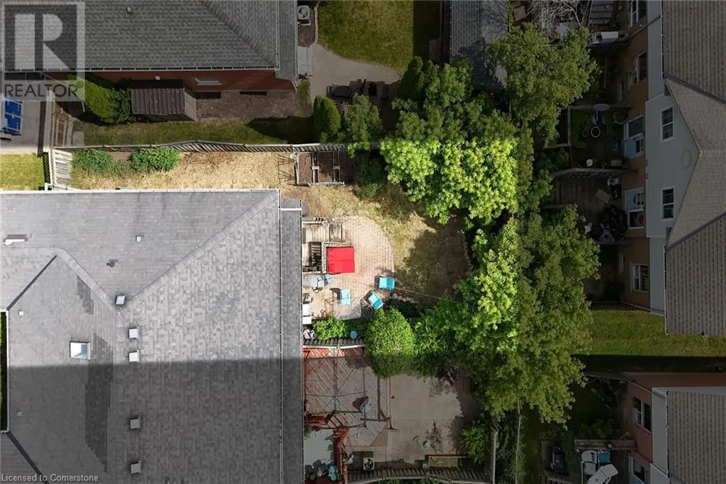 67 PINEWOODS Drive