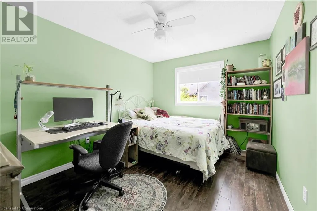 67 PINEWOODS Drive