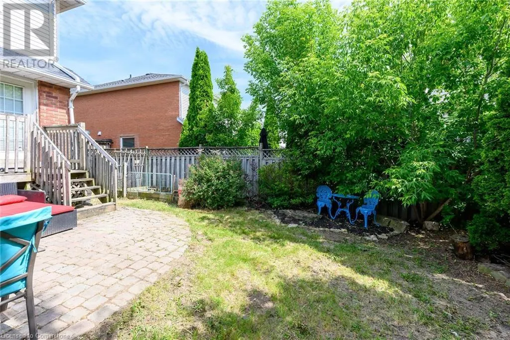 67 PINEWOODS Drive