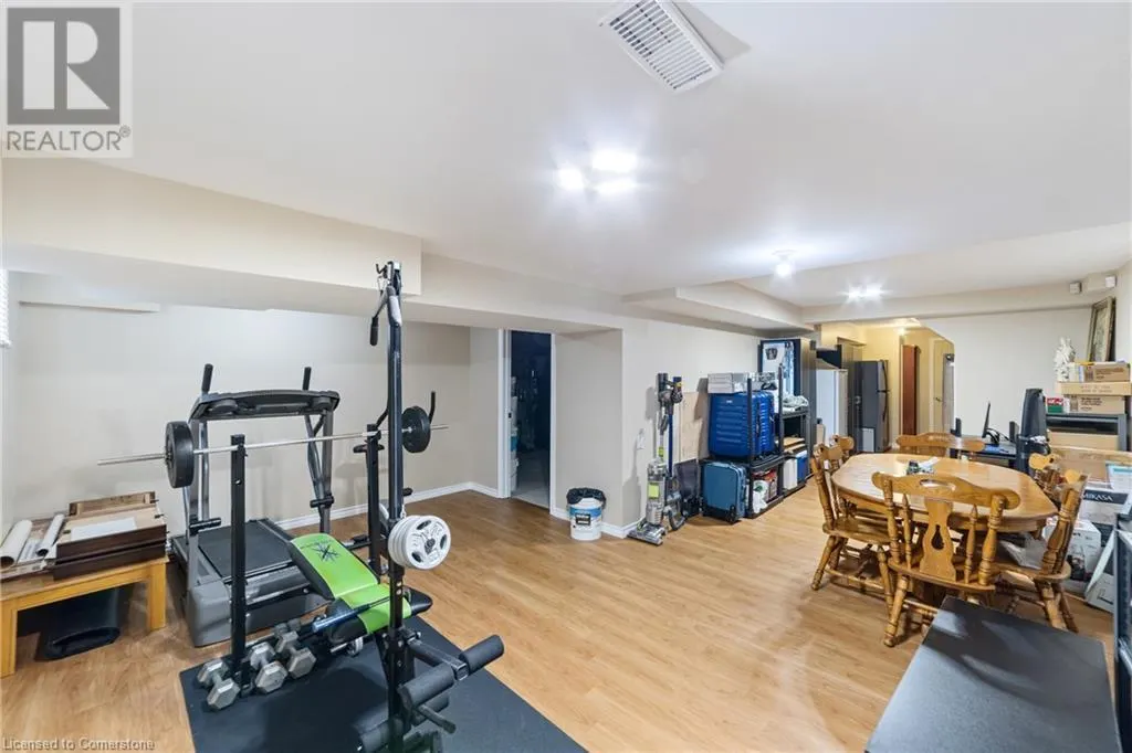 82 GRIFFITH Drive
