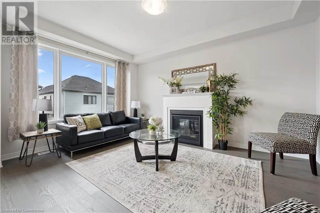445 ROBERT WOOLNER Street