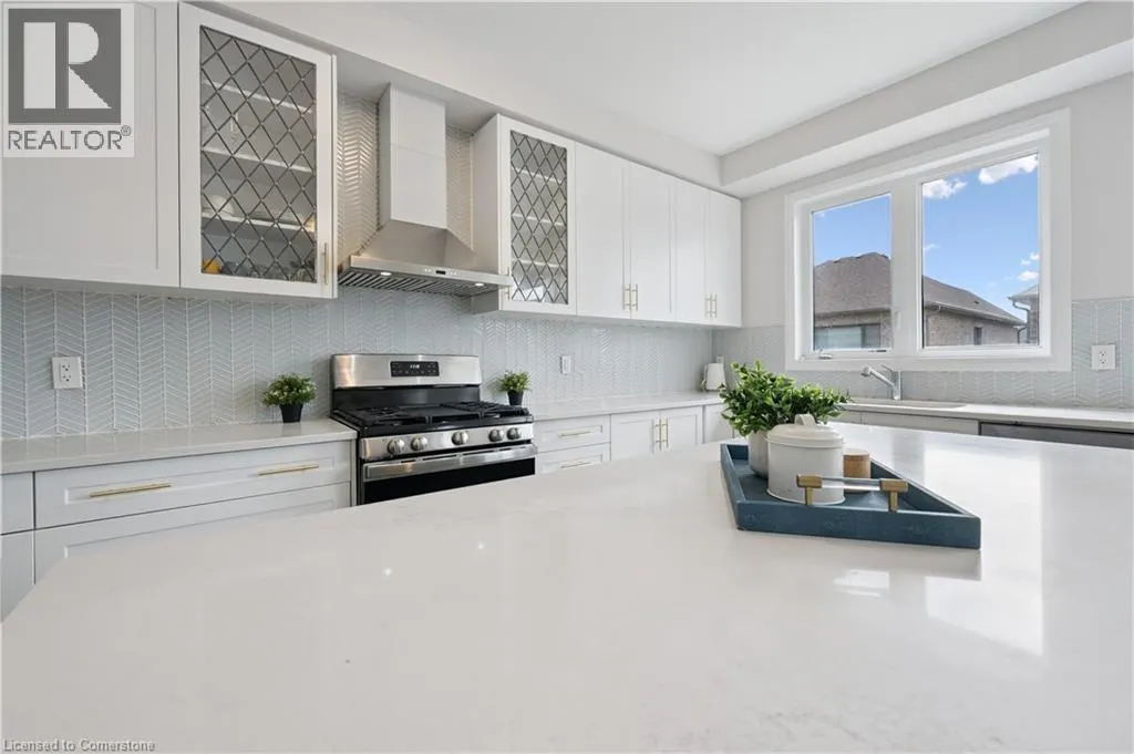 445 ROBERT WOOLNER Street