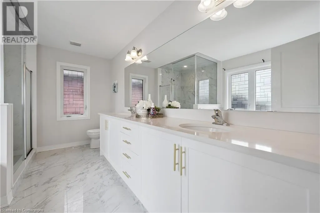 445 ROBERT WOOLNER Street