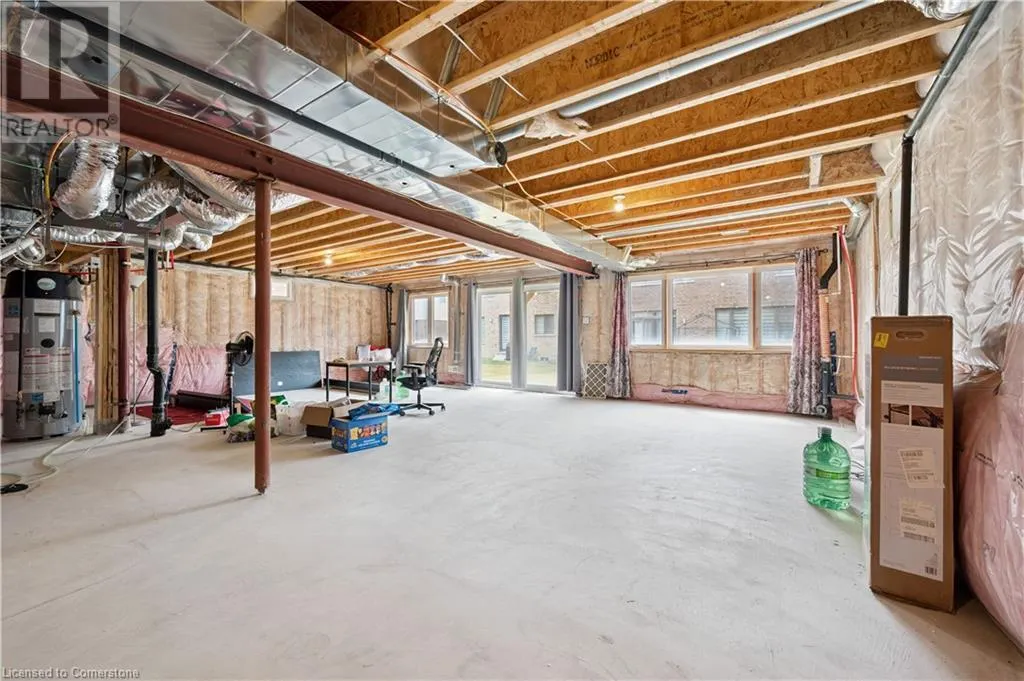 445 ROBERT WOOLNER Street