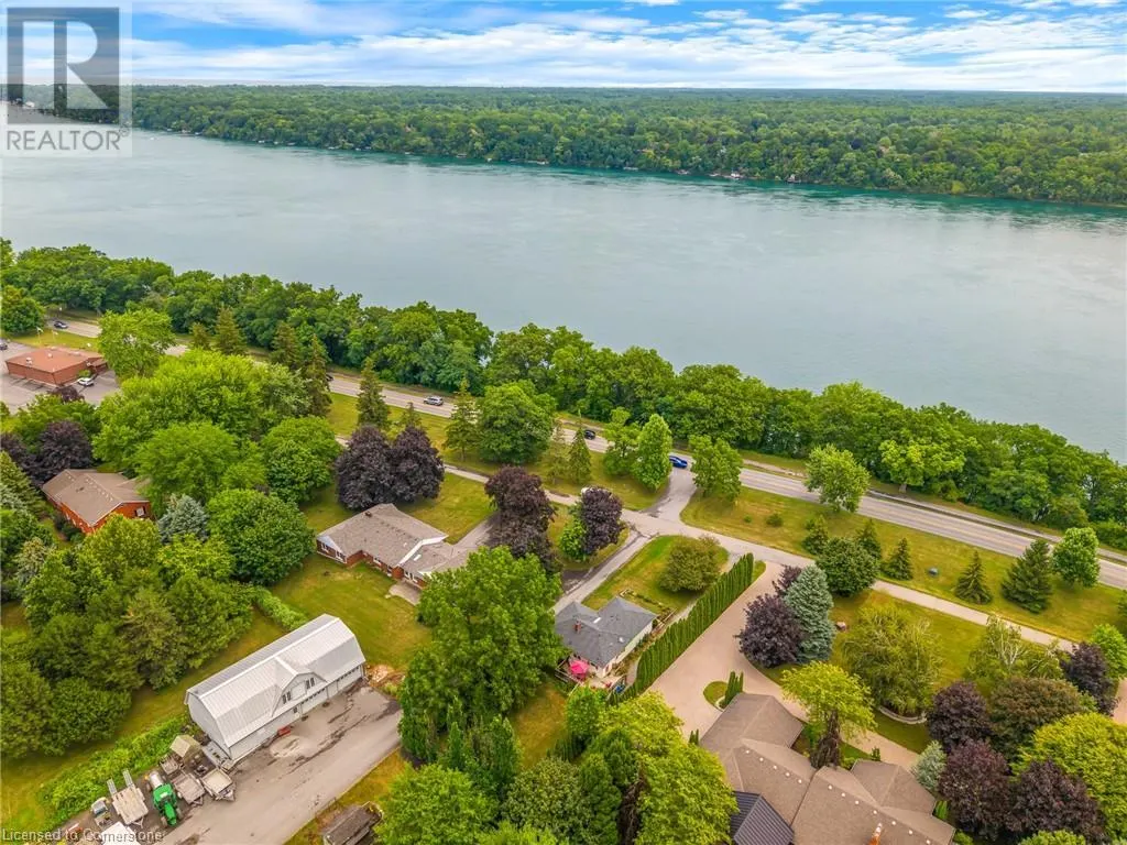 15756 NIAGARA Parkway