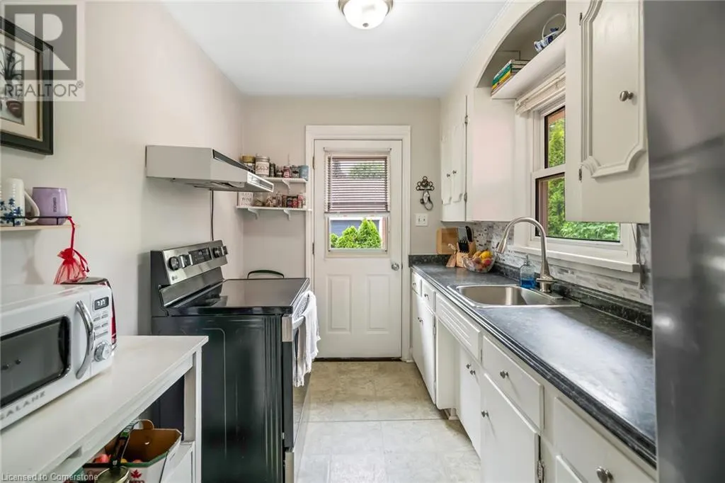 15756 NIAGARA Parkway