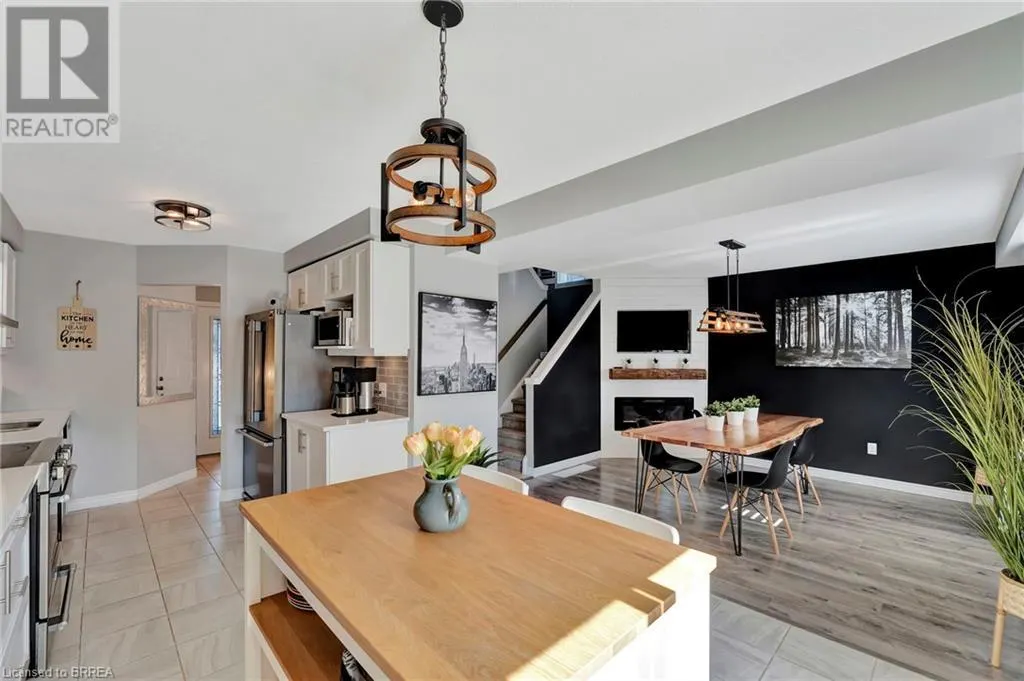3 CRAWFORD Place
