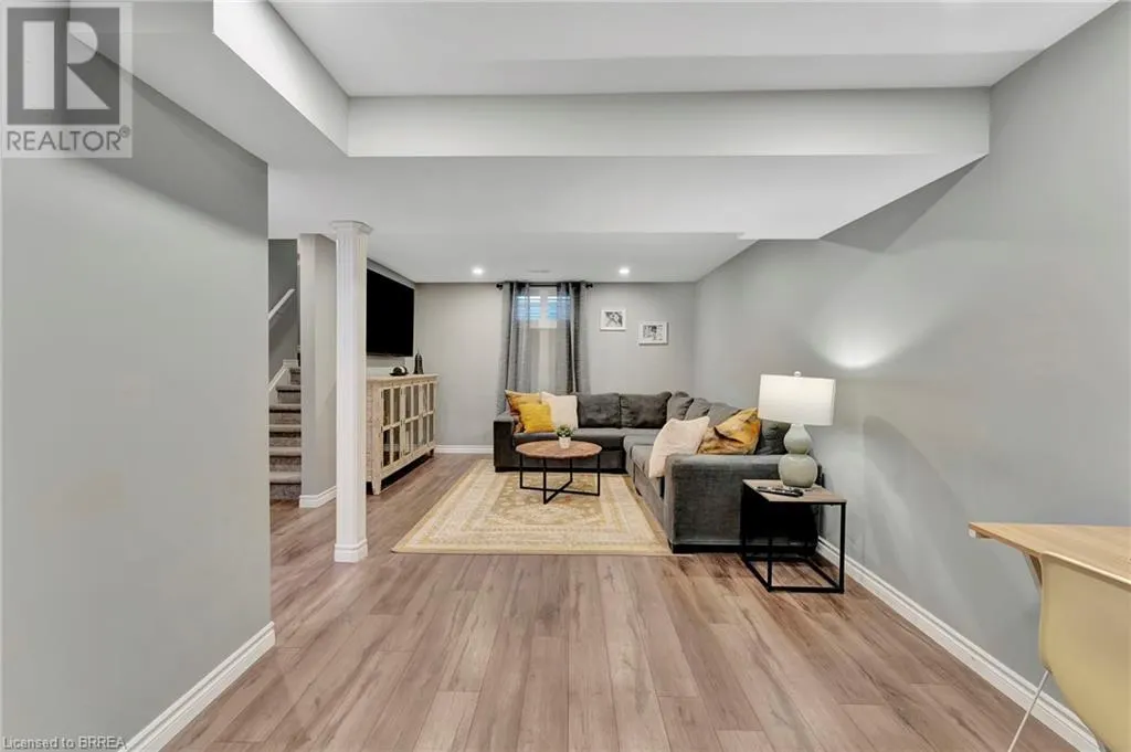 3 CRAWFORD Place