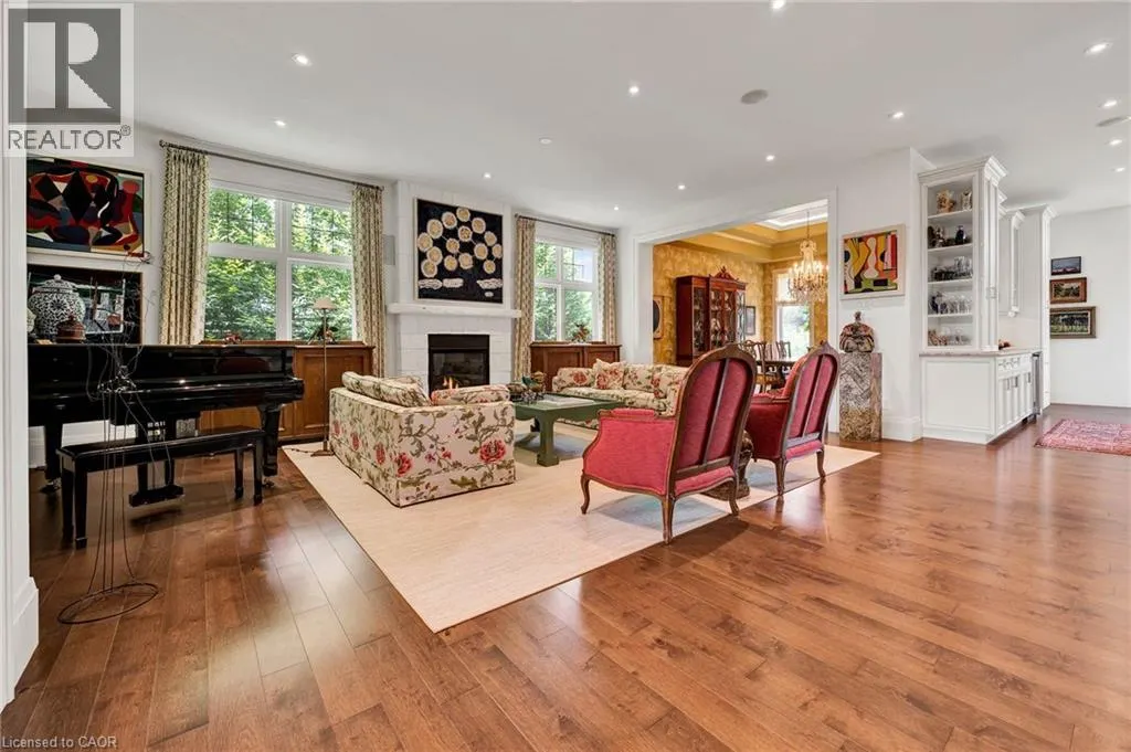 585 REGAL Place
