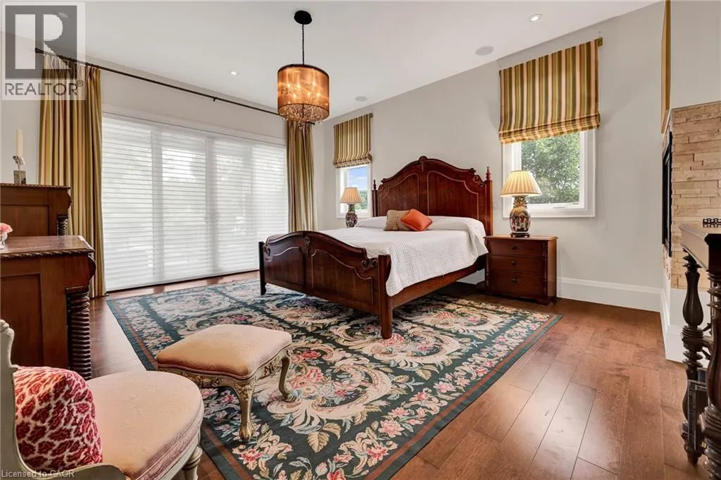 585 REGAL Place