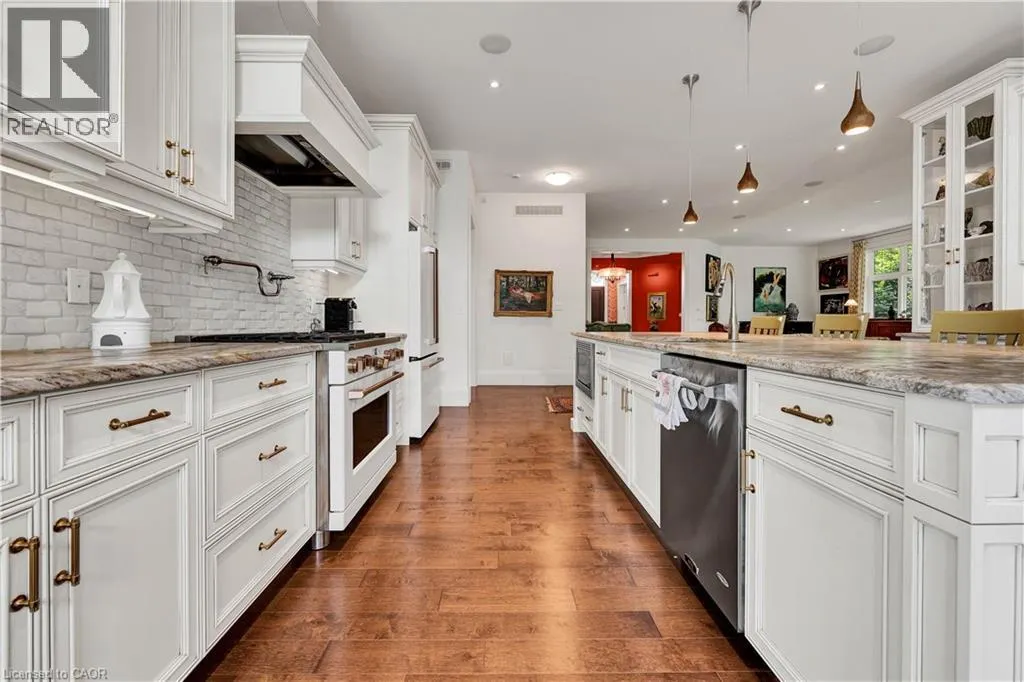 585 REGAL Place