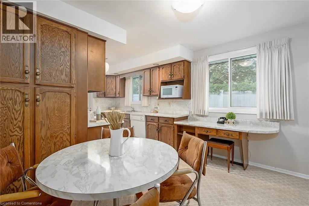 231 BARRYMORE Court