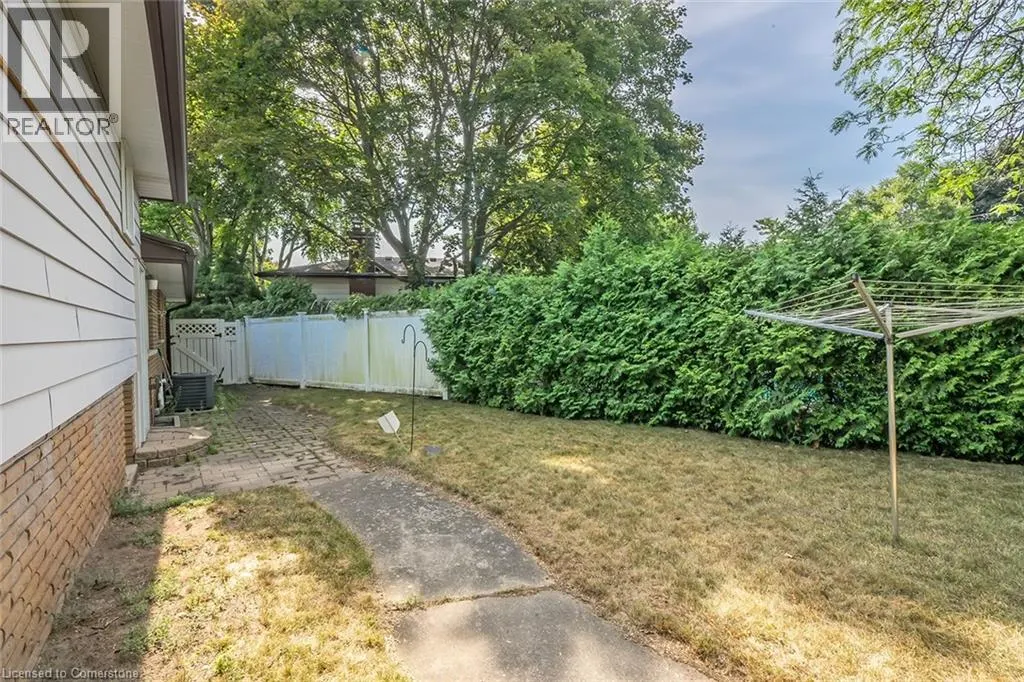 231 BARRYMORE Court