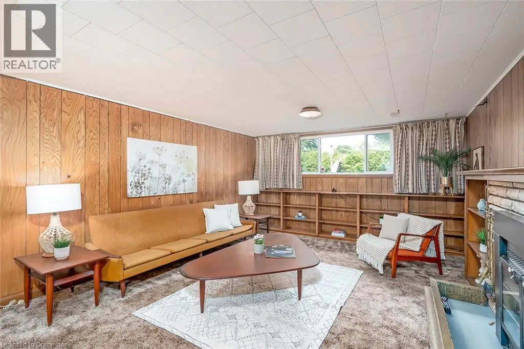 231 BARRYMORE Court