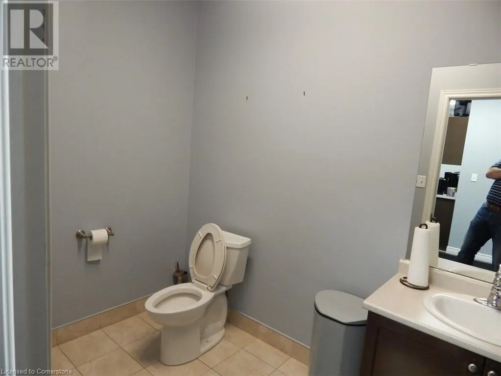 301 FRUITLAND Road Unit# 8B, #8B