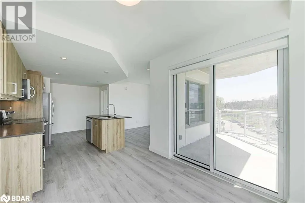 58 LAKESIDE Terrace Unit# 712, #712