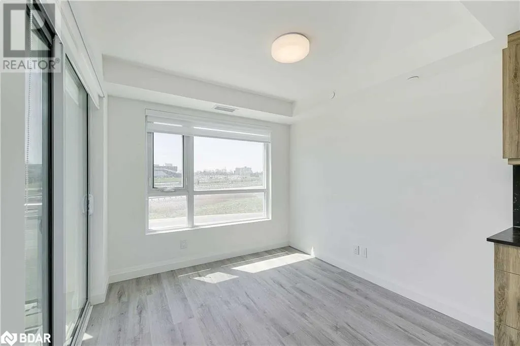58 LAKESIDE Terrace Unit# 712, #712